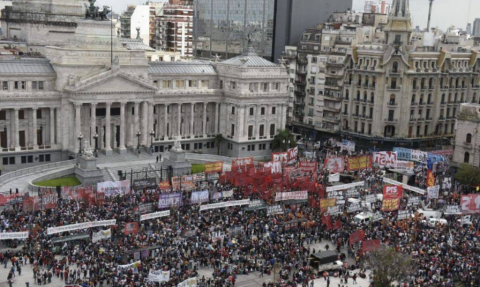 Editorial - Un acuerdo muerto antes de nacer