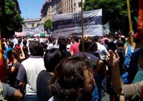 Frente a los despidos plan de lucha, paro y movilización